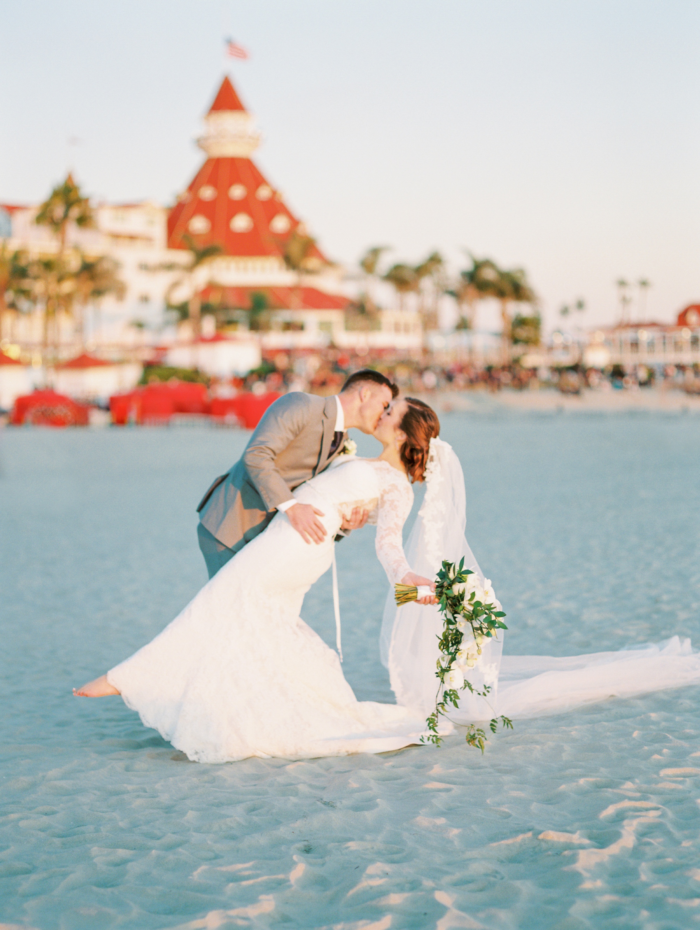 Hotel Del Coronado Wedding On The Beach In San Diego